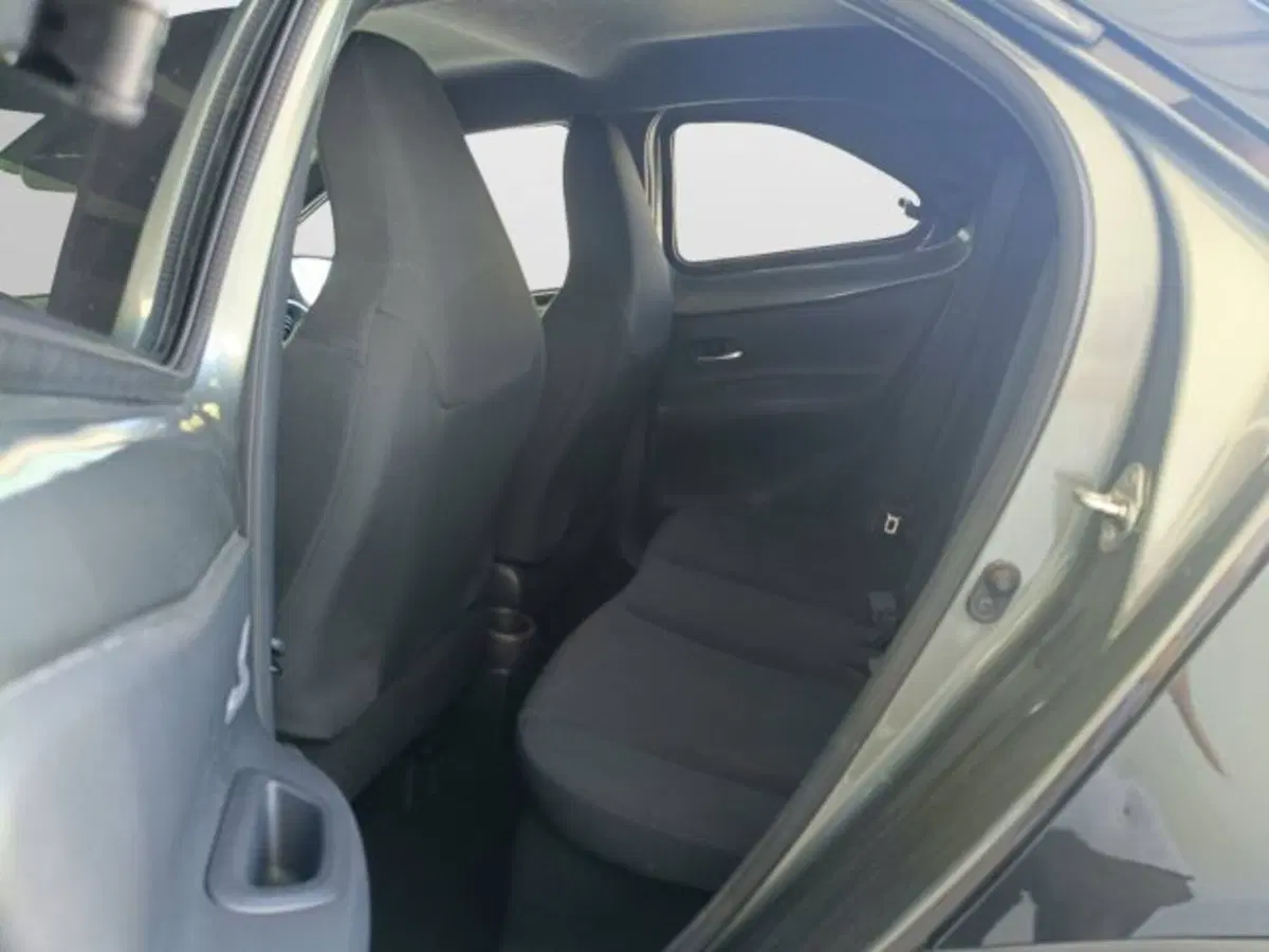 Toyota Aygo X usata a Teramo (9)