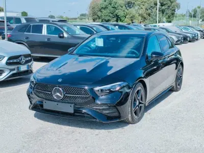 Mercedes-Benz Classe A 180 d Automatic Premium nuova a Mosciano Sant'Angelo
