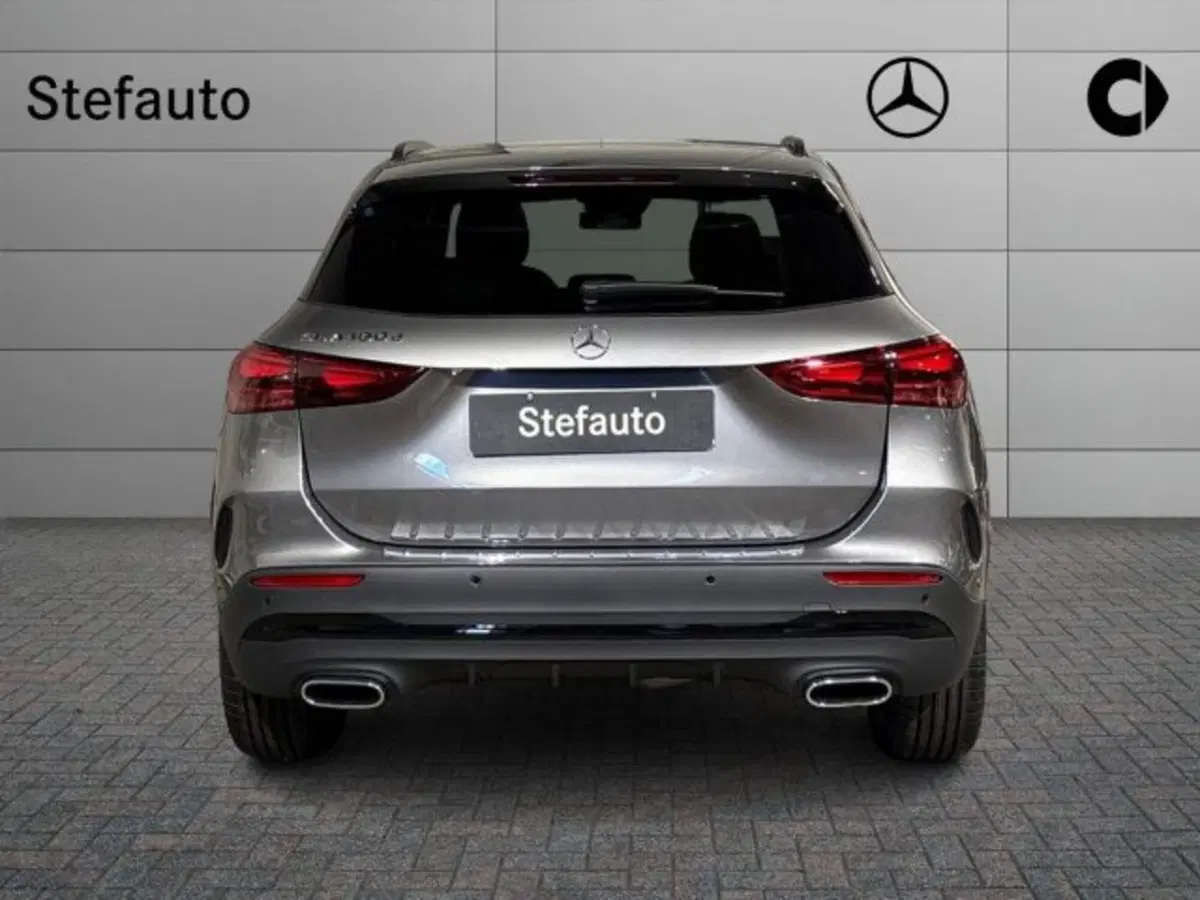 Mercedes-Benz GLA SUV nuova a Bologna (6)