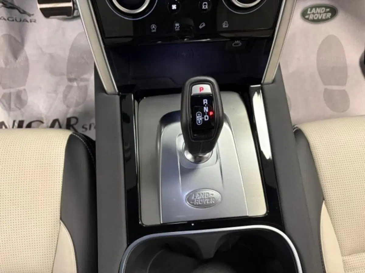 Land Rover Discovery Sport usata a Cuneo (12)