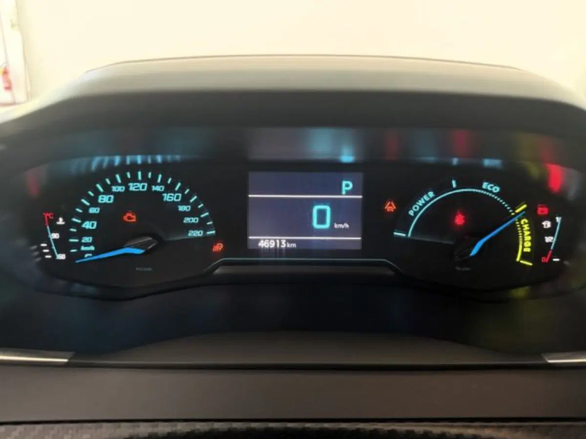 Peugeot 208 usata a Cuneo (11)