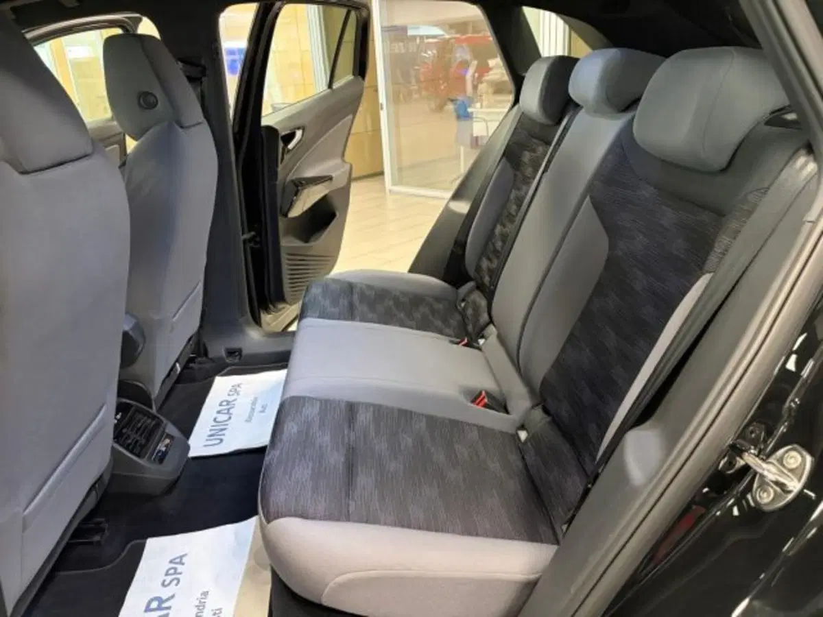 Volkswagen ID.4 usata a Cuneo (14)