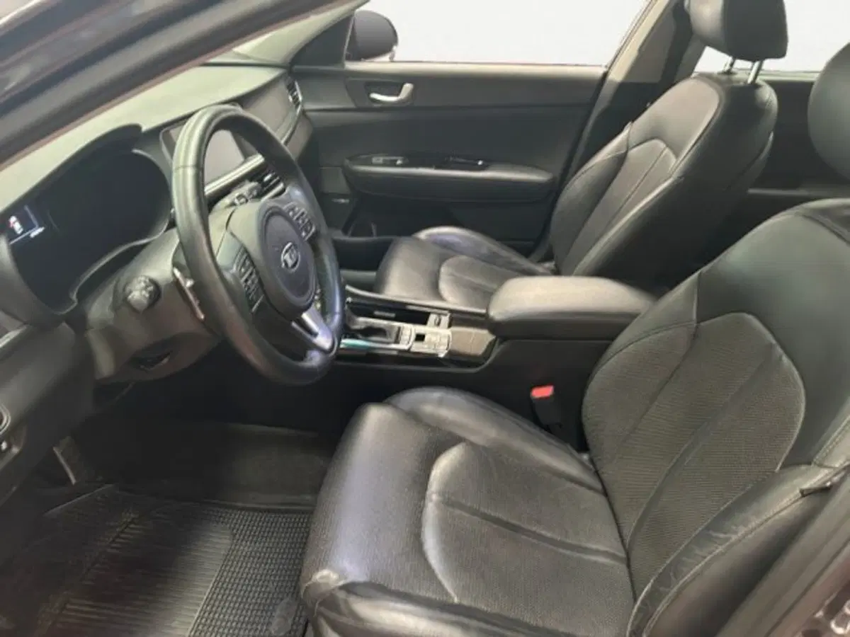 Kia Optima usata a Treviso (10)