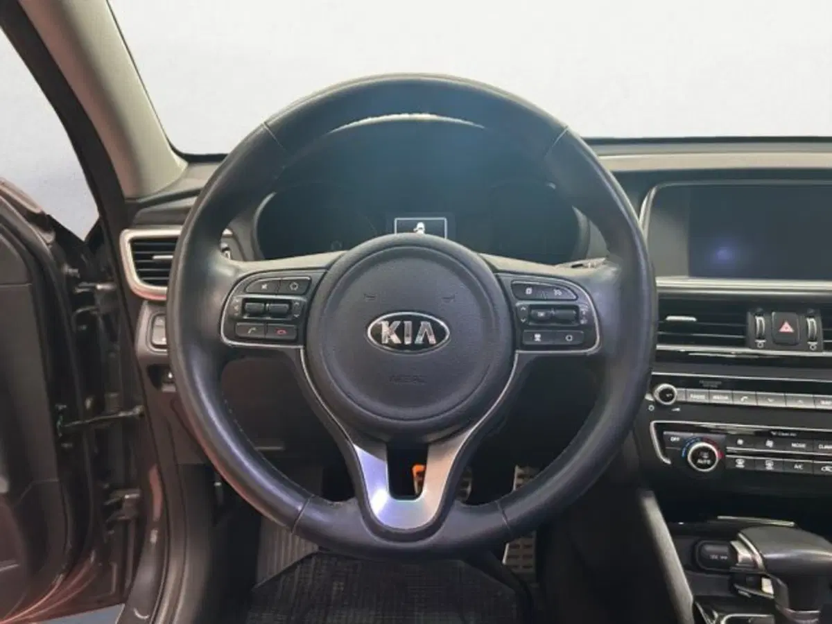 Kia Optima usata a Treviso (15)
