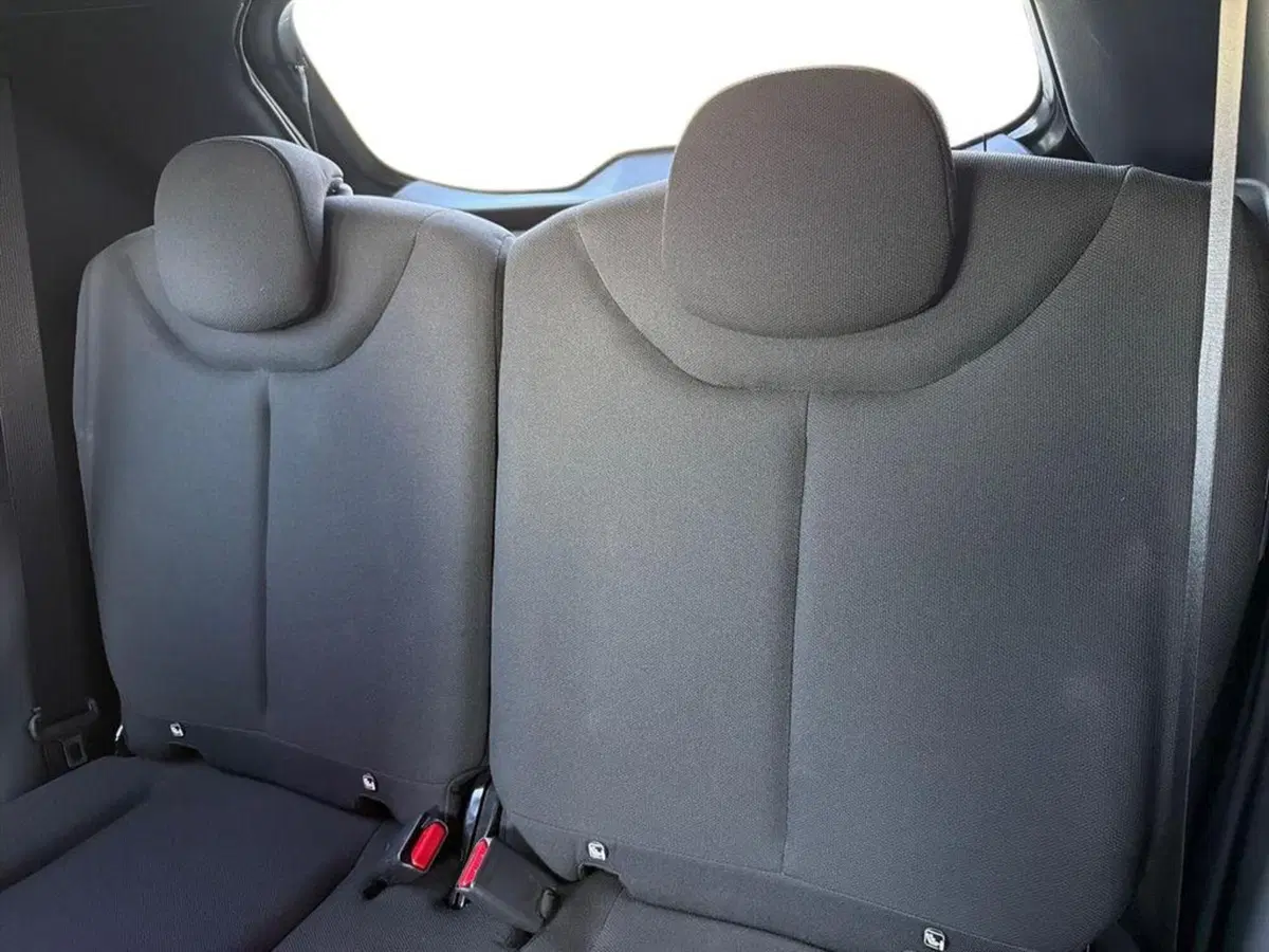 Toyota Aygo X usata a Vicenza (11)