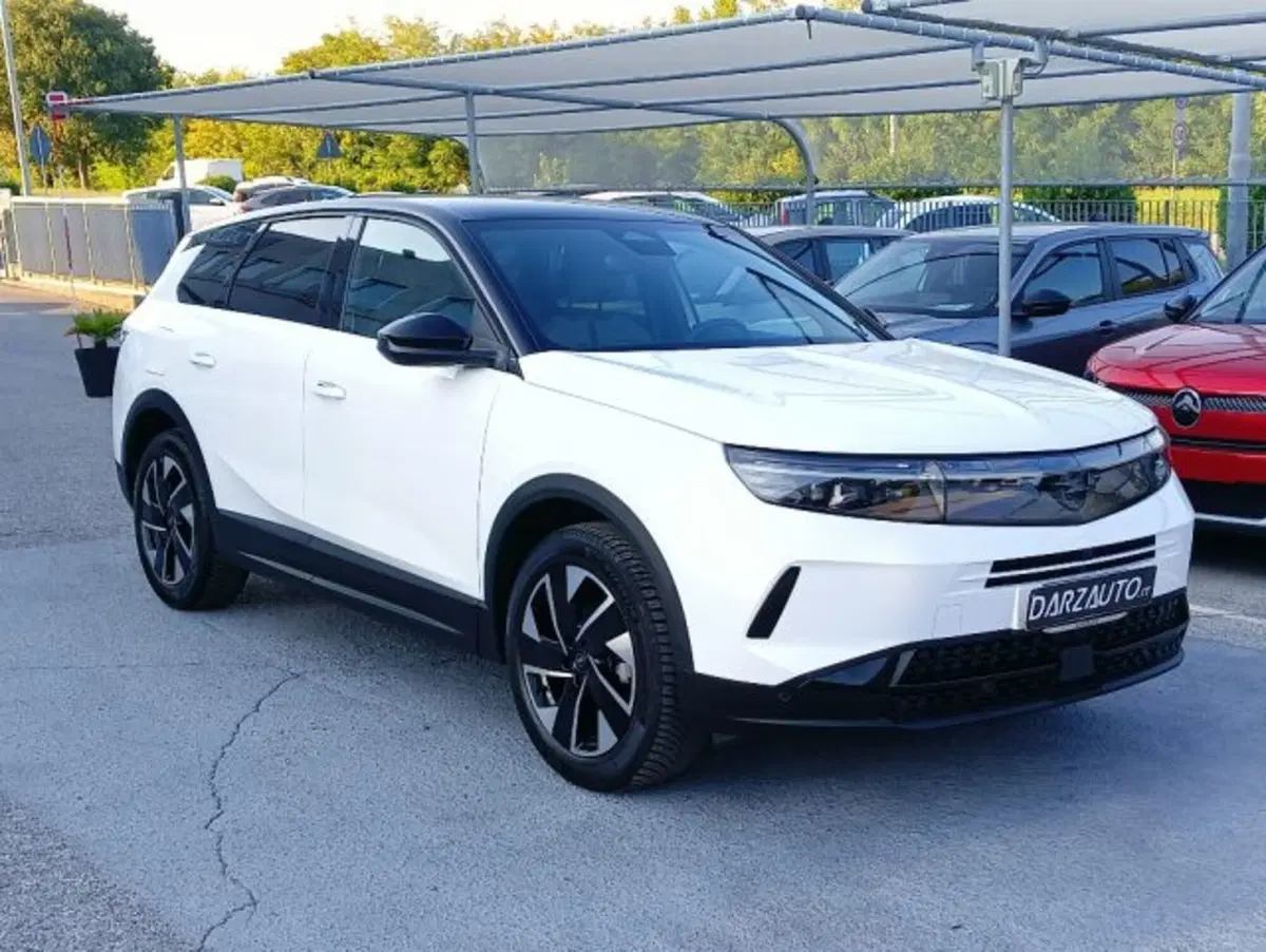 Opel Grandland usata a Brescia (3)