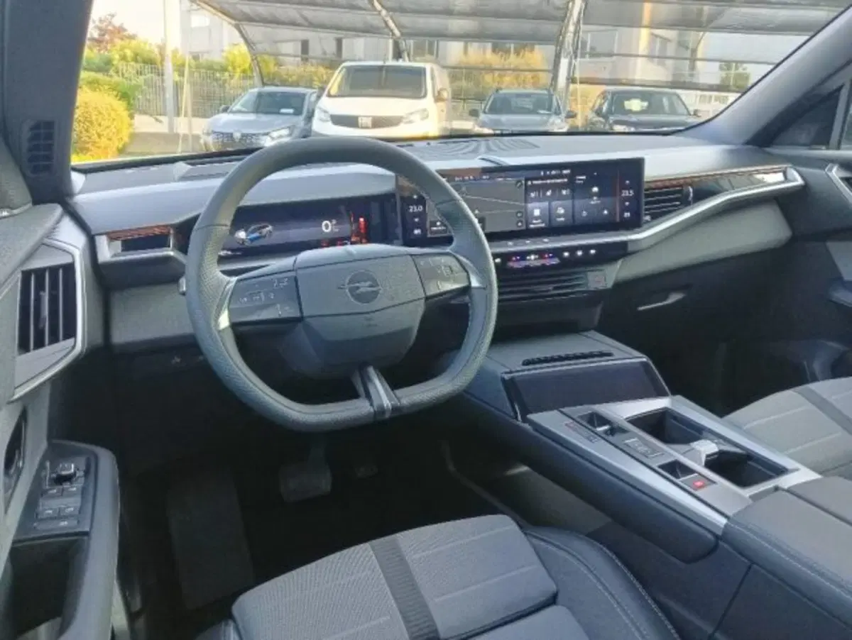 Opel Grandland usata a Brescia (6)