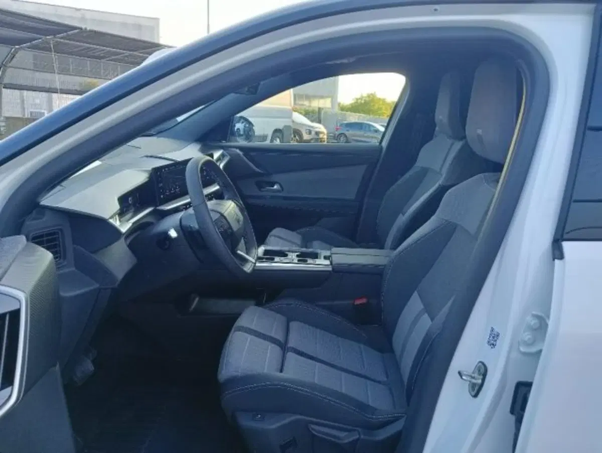 Opel Grandland usata a Brescia (9)