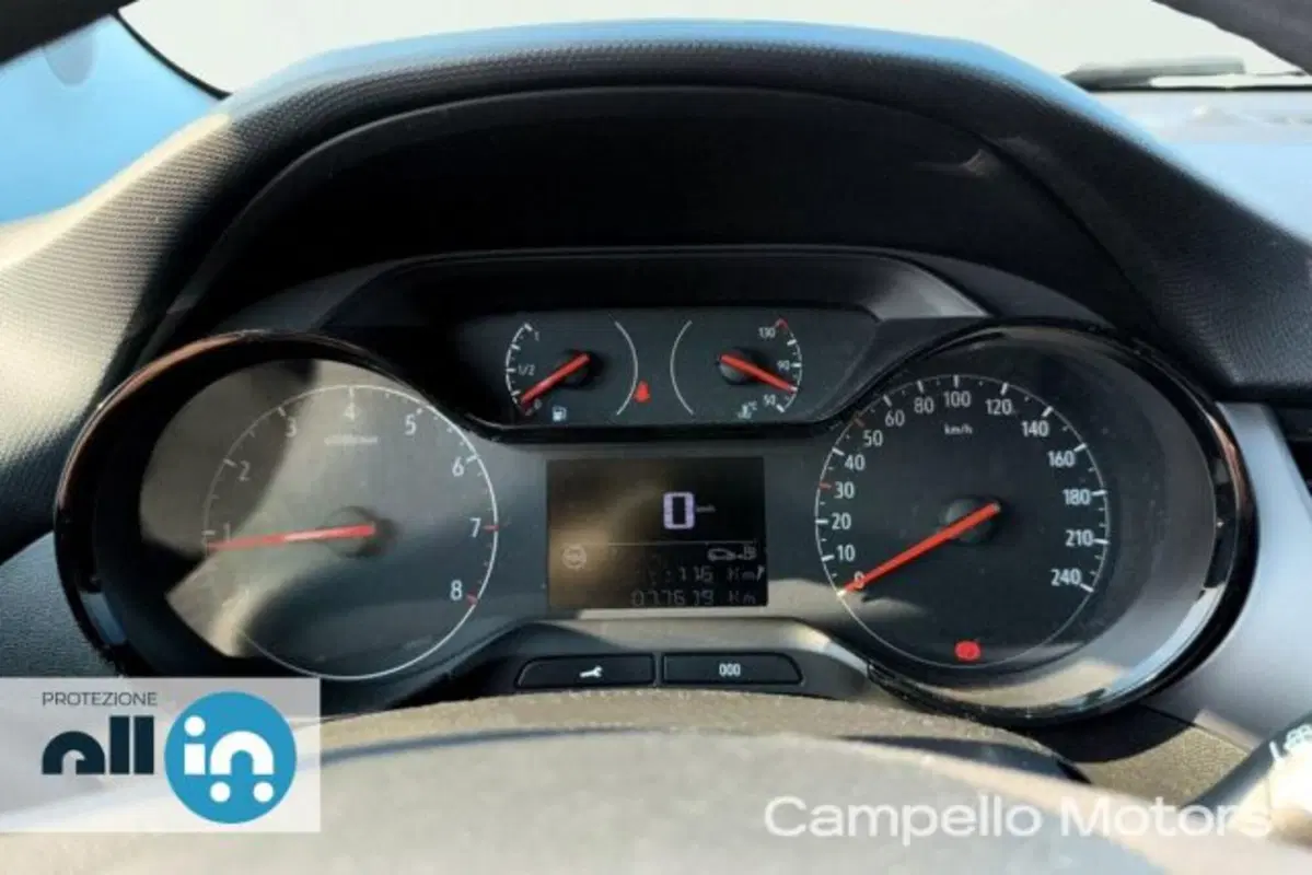 Opel Crossland X usata a Venezia (9)