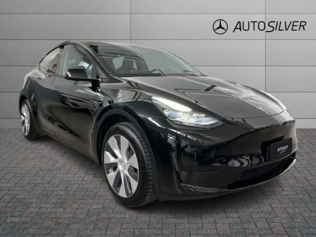 Tesla Model Y usata a Verona