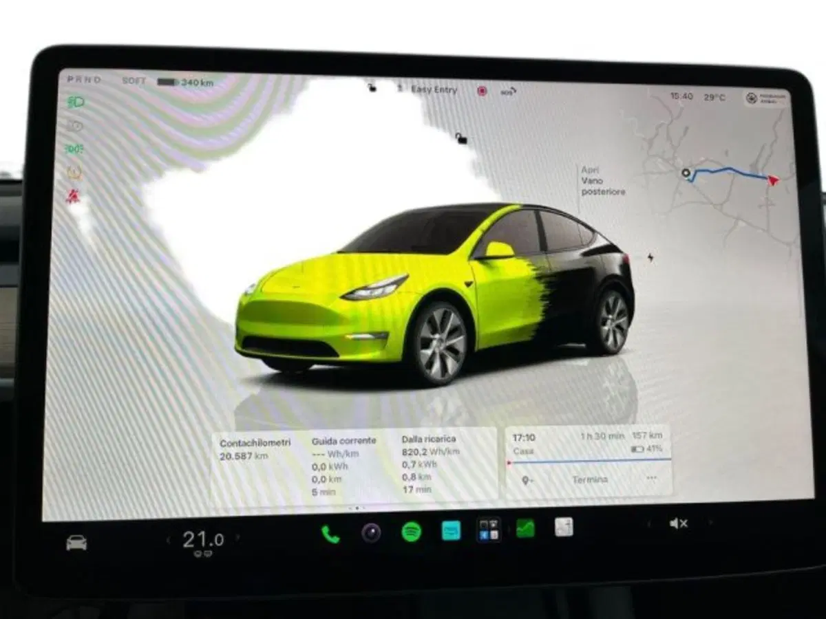 Tesla Model Y usata a Verona (13)