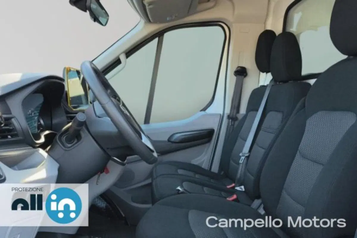 Maxus Deliver Furgone usata a Venezia (7)