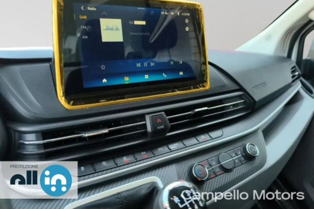 Maxus Deliver Furgone usata a Venezia (9)
