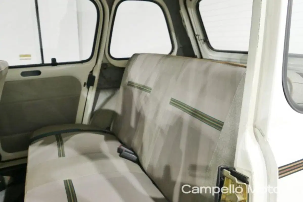 Renault 4 usata a Venezia (7)