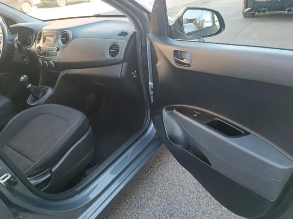 Hyundai i10 usata a Pisa (13)