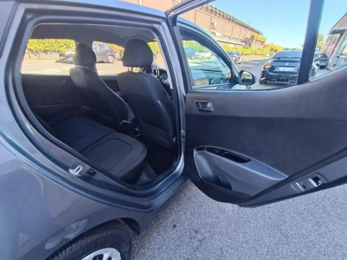 Hyundai i10 usata a Pisa (16)