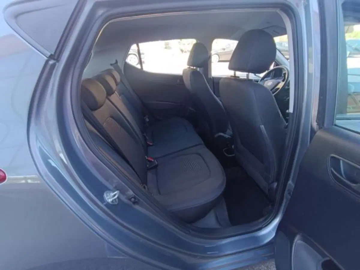 Hyundai i10 usata a Pisa (17)