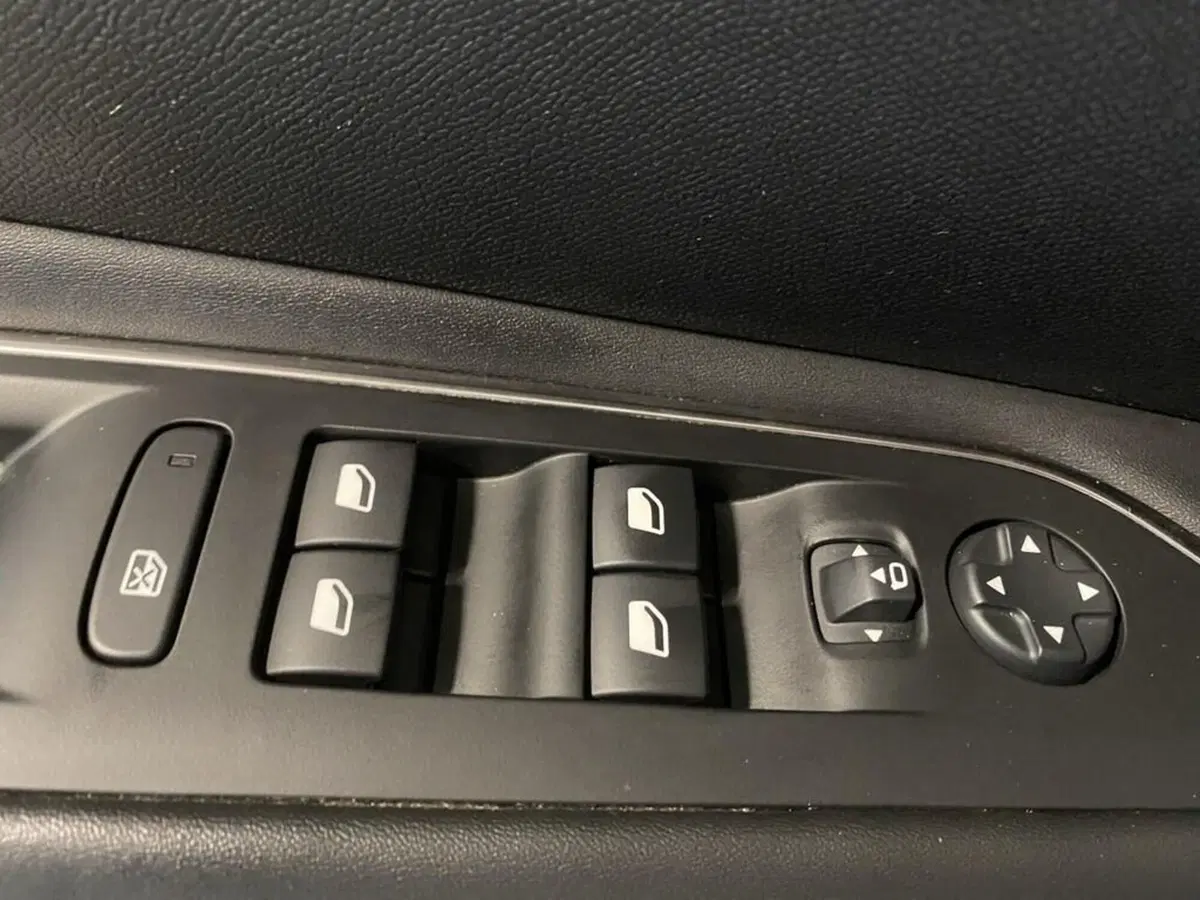 Peugeot 3008 usata a Torino (13)