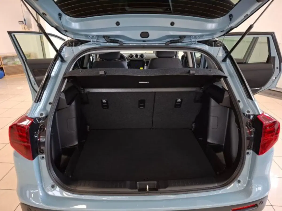 Suzuki Vitara nuova a Reggio Emilia (16)