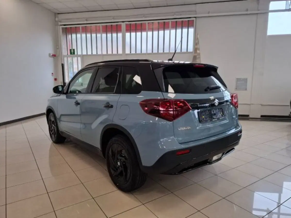 Suzuki Vitara nuova a Reggio Emilia (3)