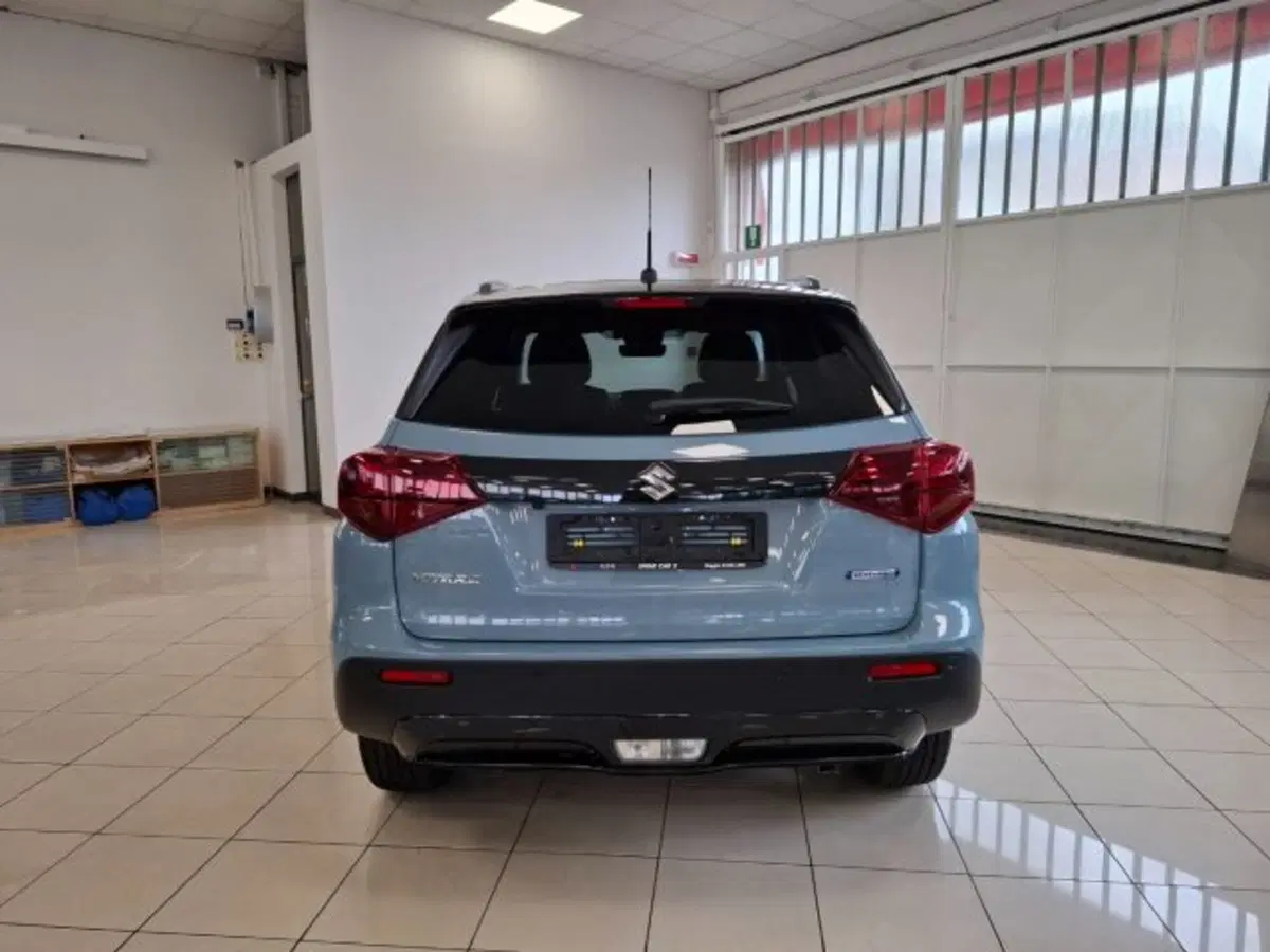 Suzuki Vitara nuova a Reggio Emilia (4)