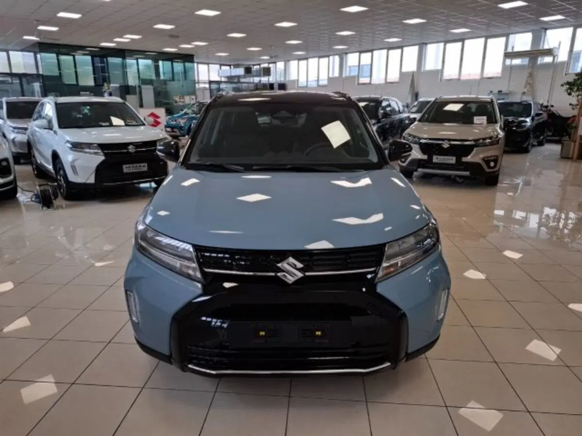 Suzuki Vitara nuova a Reggio Emilia (8)