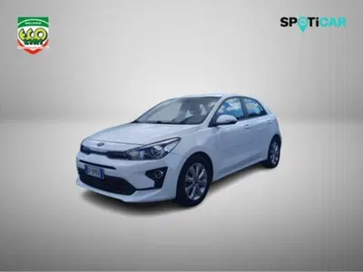 Kia Rio 1.0 T-GDi 100 CV MHEV iMT Style del 2021 usata a San Giorgio a Liri