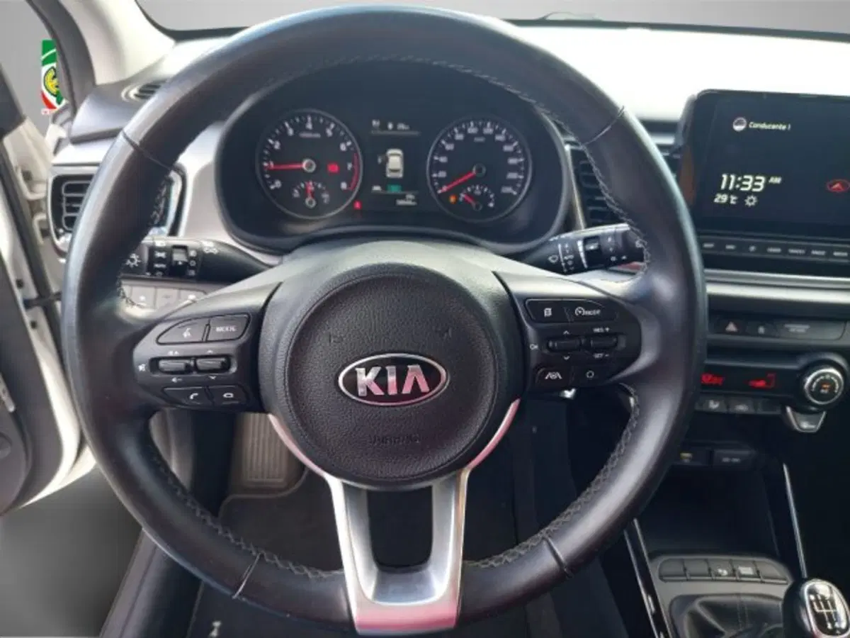 Kia Rio usata a Frosinone (11)