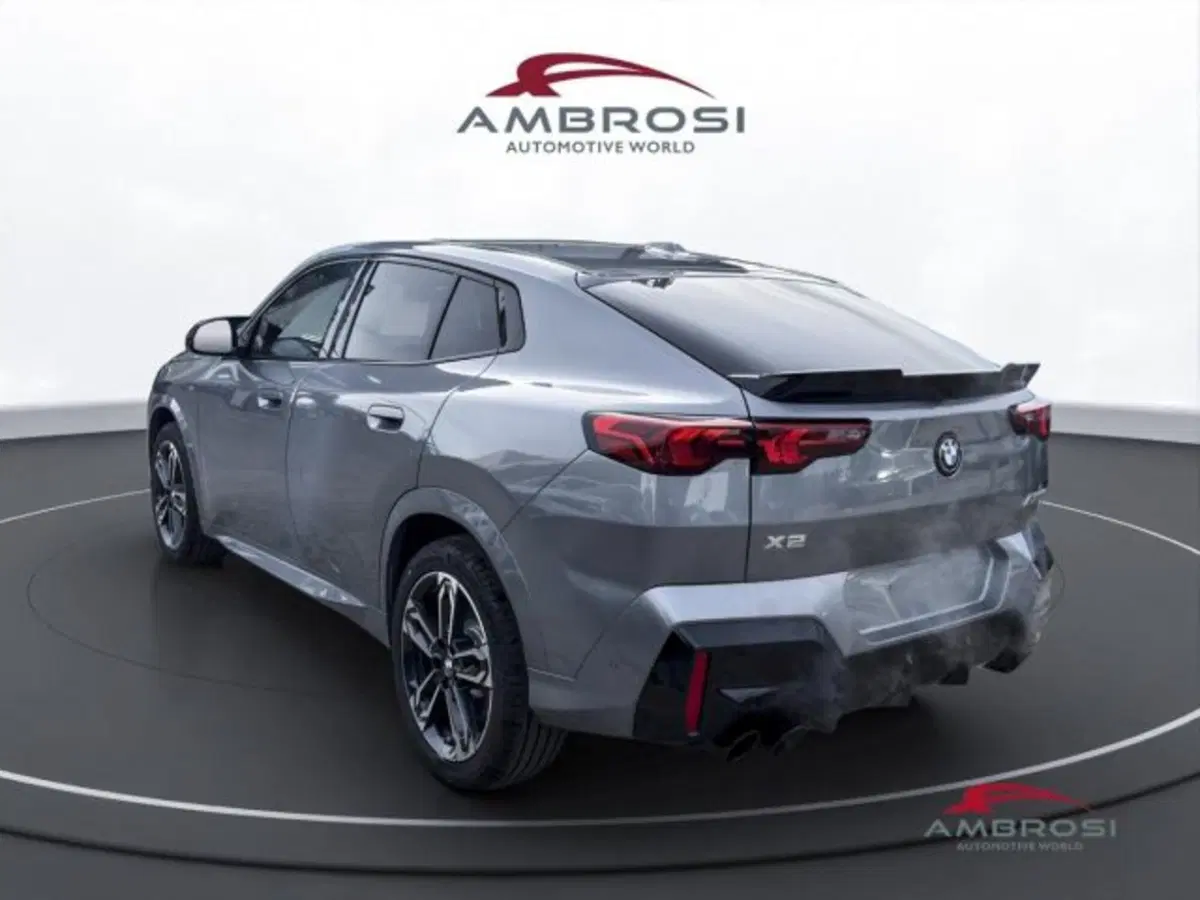 BMW X2 nuova a Perugia (4)