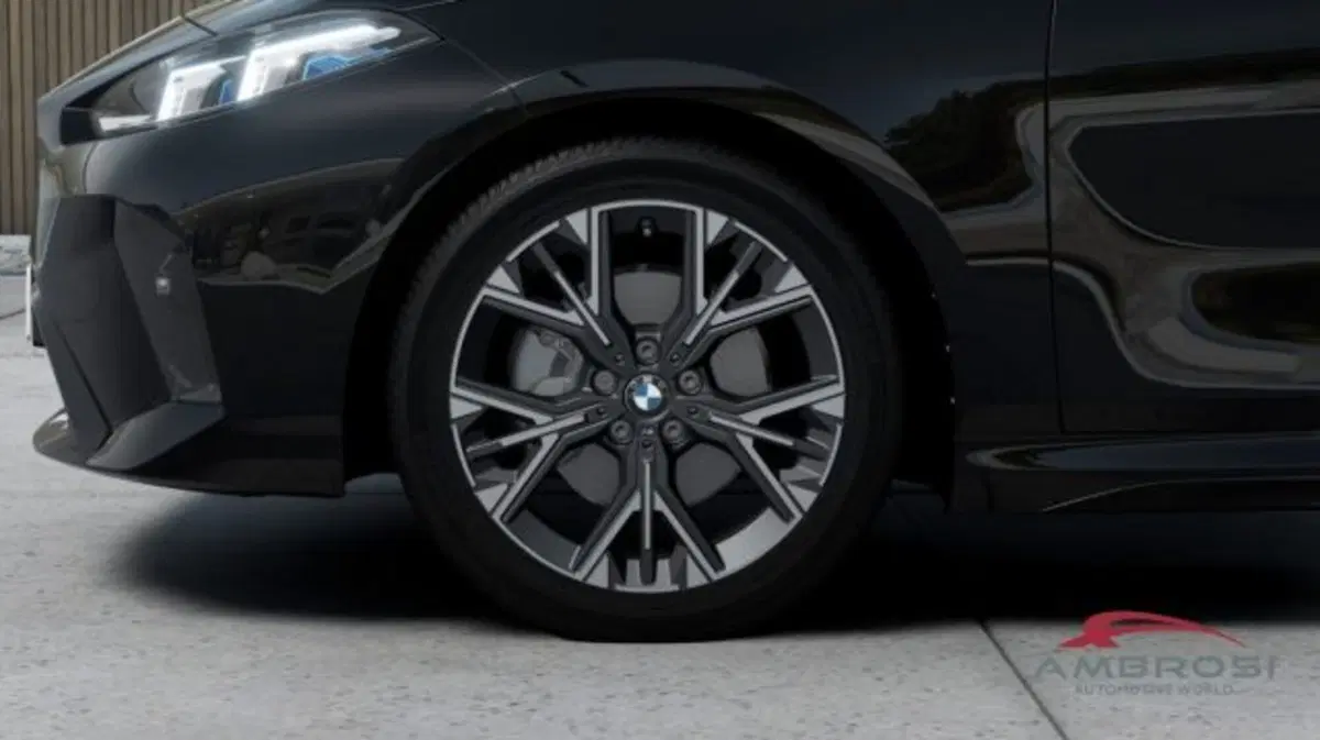 BMW Serie 1 nuova a Perugia (8)