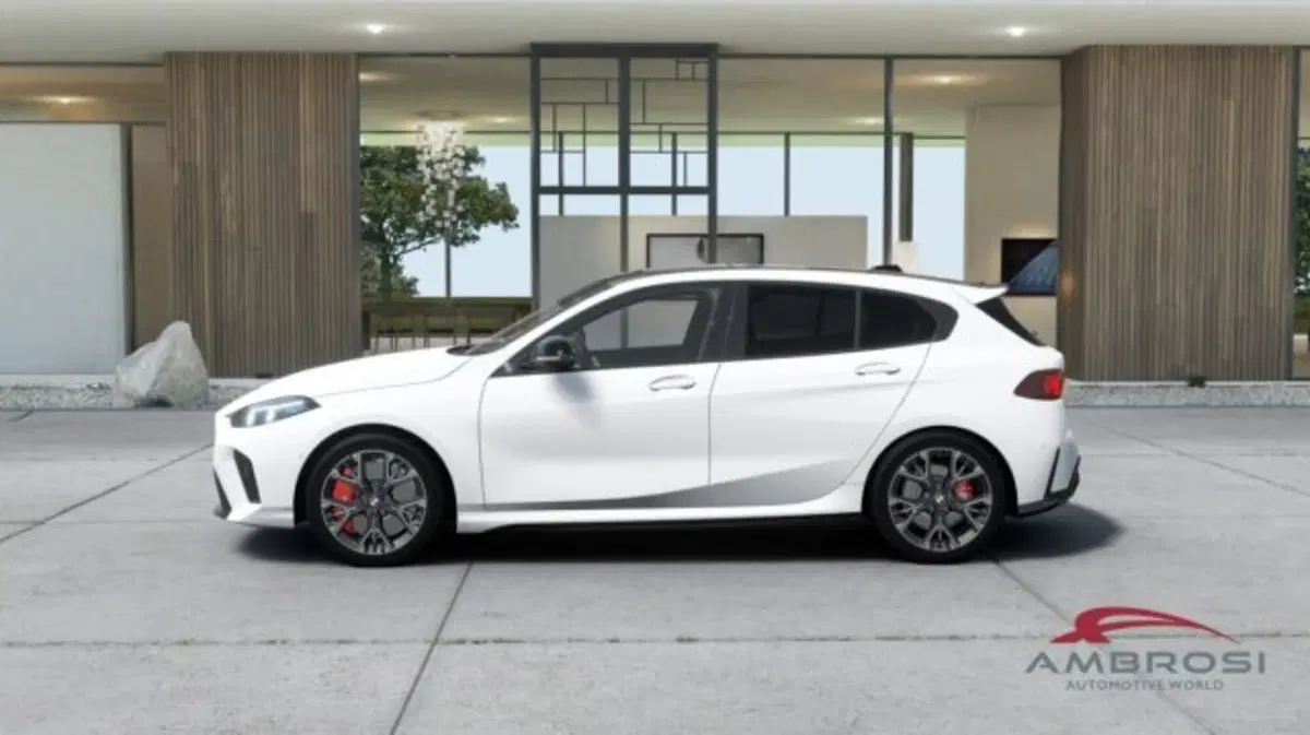 BMW Serie 1 nuova a Perugia (3)