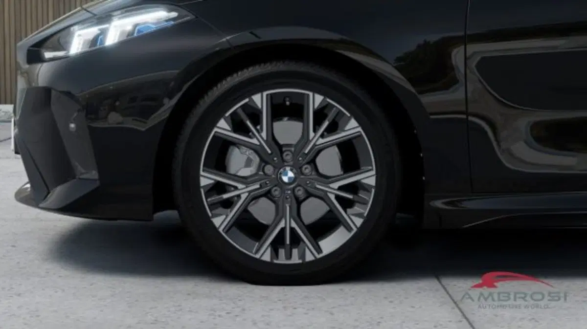 BMW Serie 1 nuova a Perugia (8)