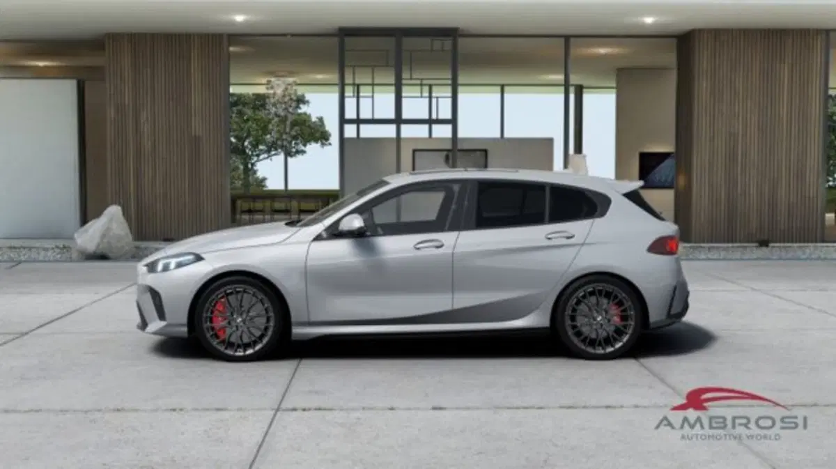 BMW Serie 1 nuova a Perugia (3)