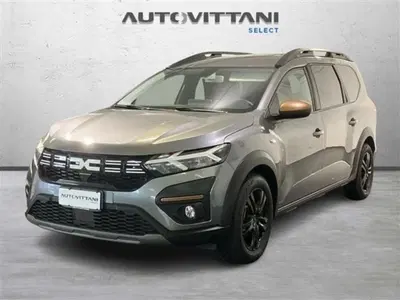 Dacia Jogger 1.0 tce Extreme 110cv del 2023 usata a Como