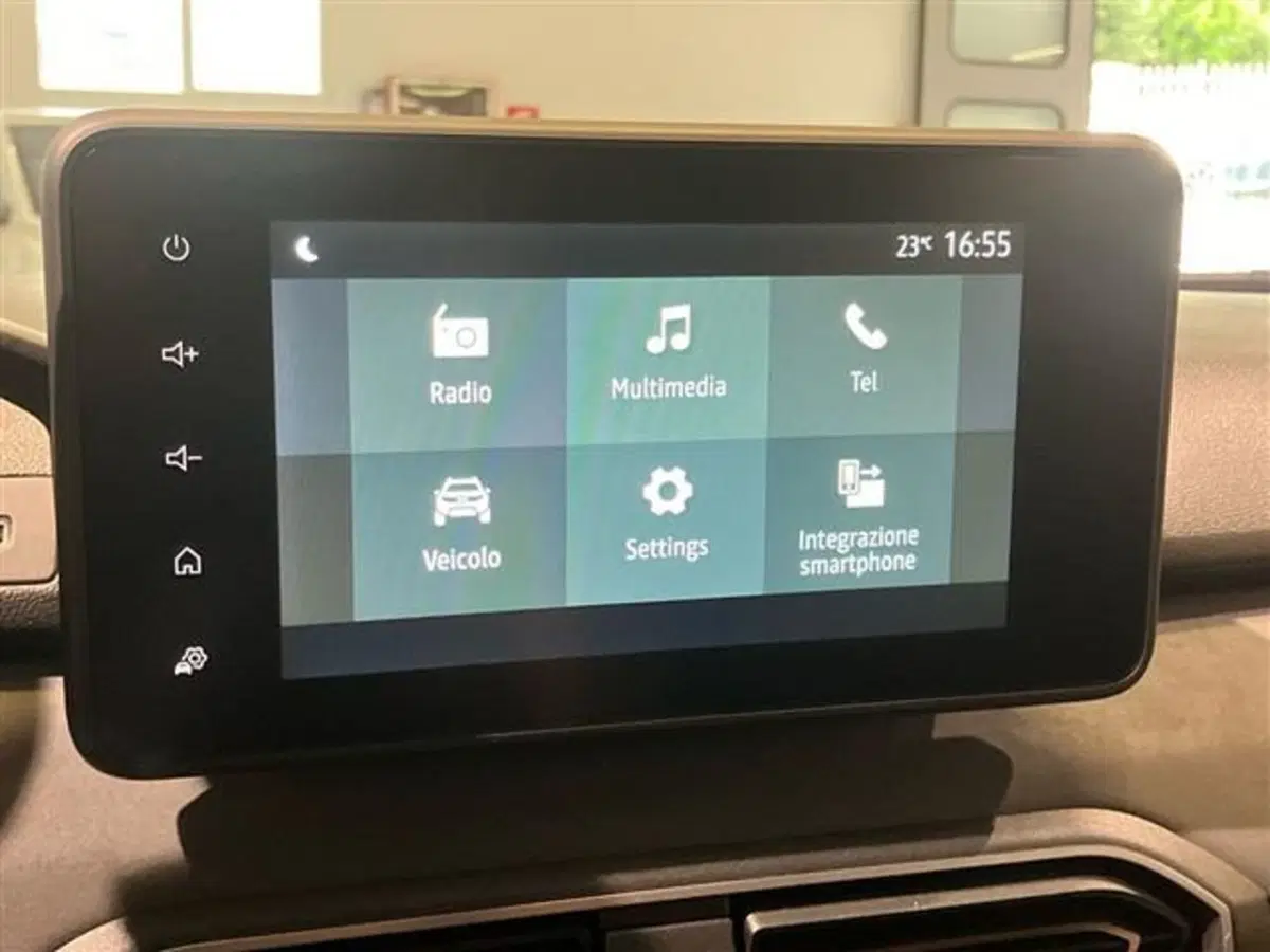 Dacia Jogger usata a Como (13)
