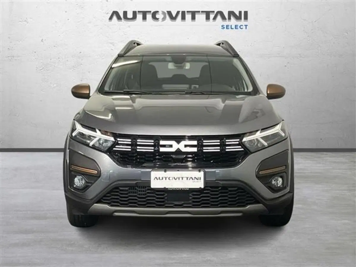 Dacia Jogger usata a Como (2)