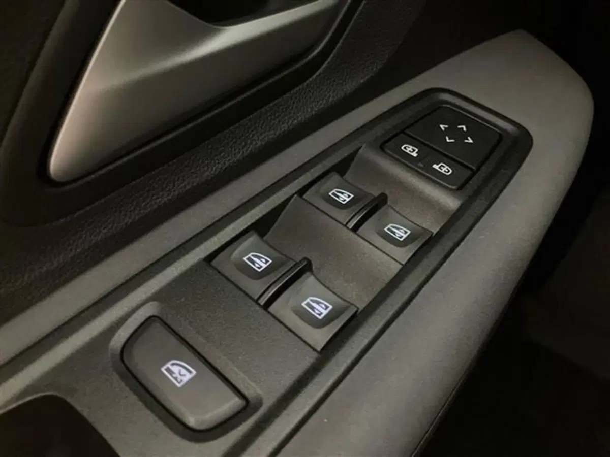 Dacia Jogger usata a Como (20)