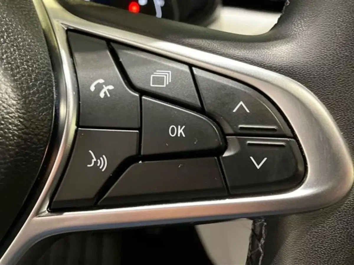 Renault Clio usata a Como (18)