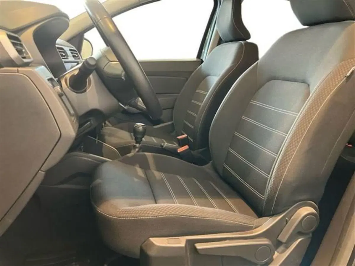 Dacia Duster usata a Como (10)