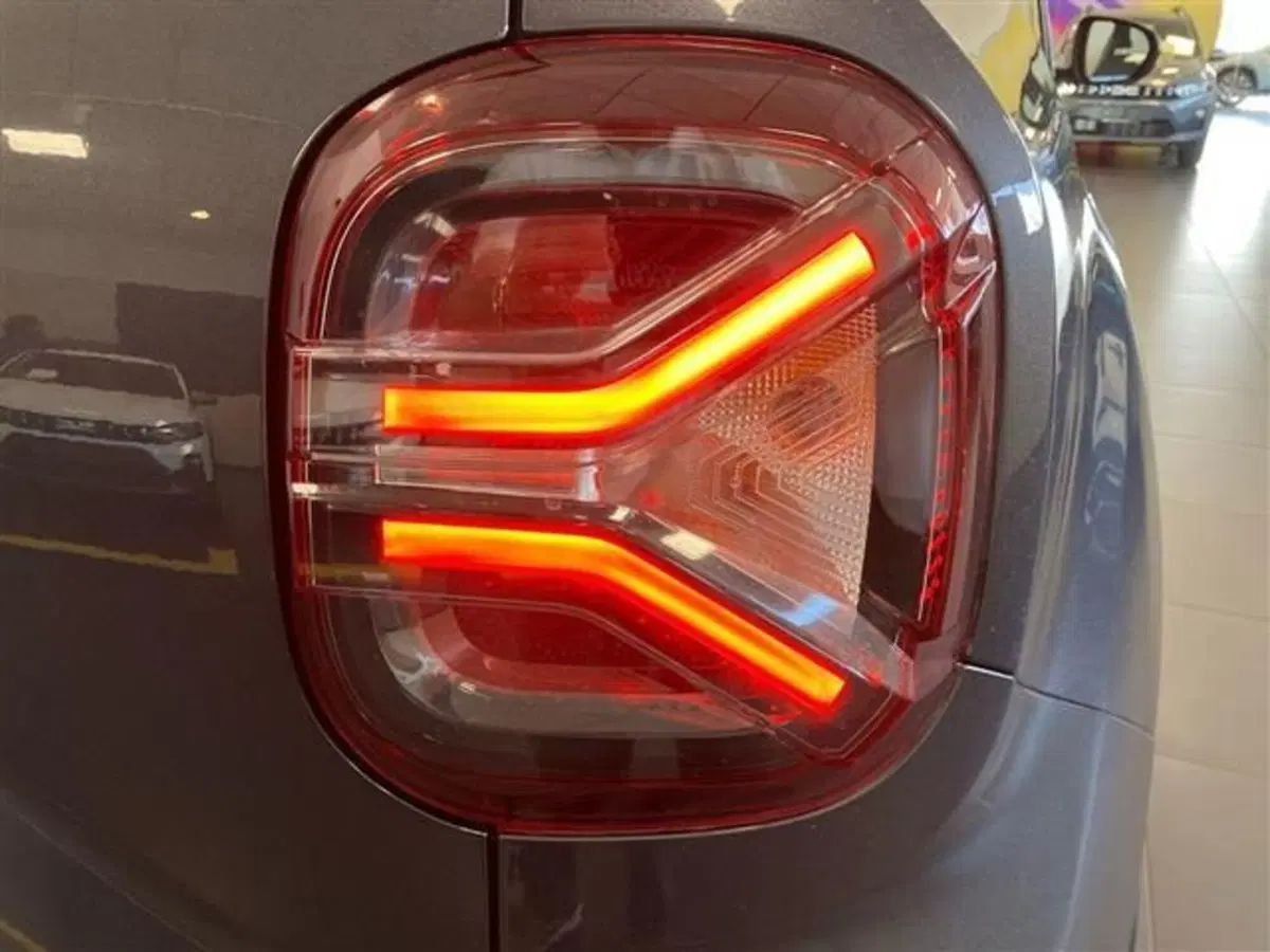 Dacia Duster usata a Como (8)
