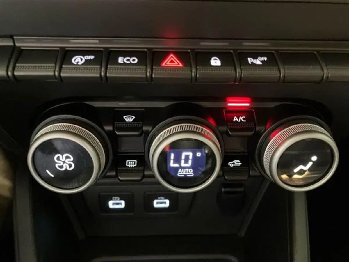 Dacia Duster usata a Como (19)