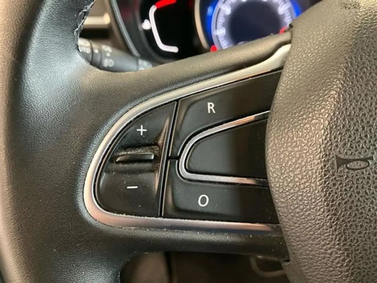 Renault Kadjar usata a Como (17)