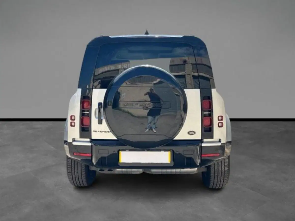 Land Rover Defender usata a Lecce (4)
