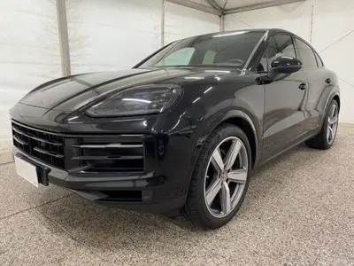 Porsche Cayenne Coupé 3.0 tiptronic del 2023 usata a Monza