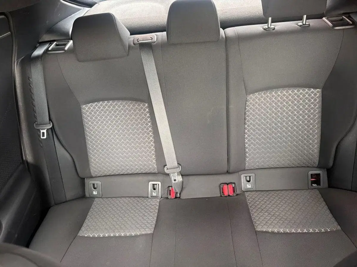 Toyota Toyota C-HR usata a Vicenza (11)
