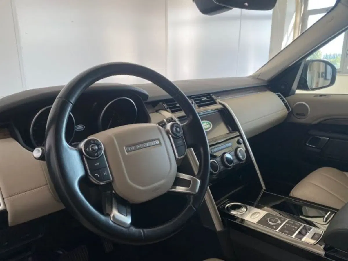 Land Rover Discovery usata a Modena (9)