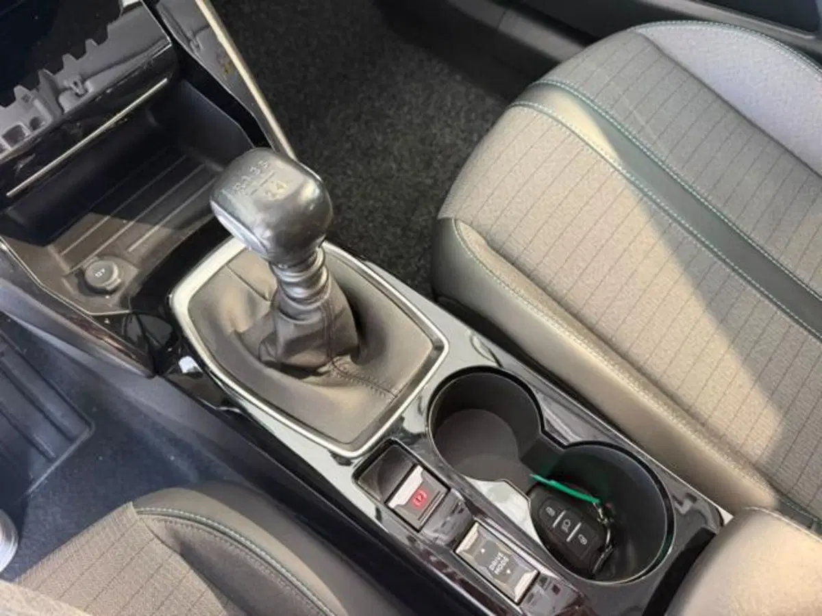 Peugeot 2008 usata a Salerno (18)