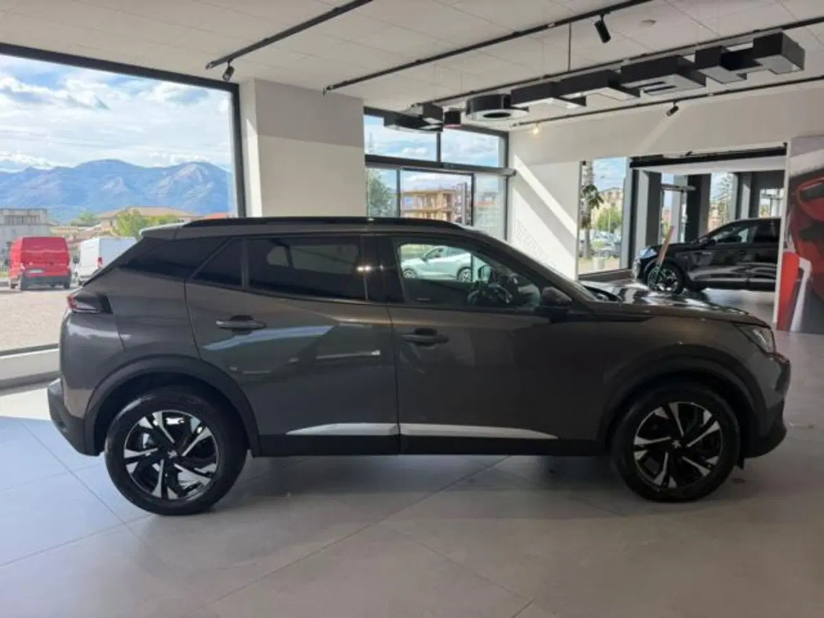 Peugeot 2008 usata a Salerno (3)