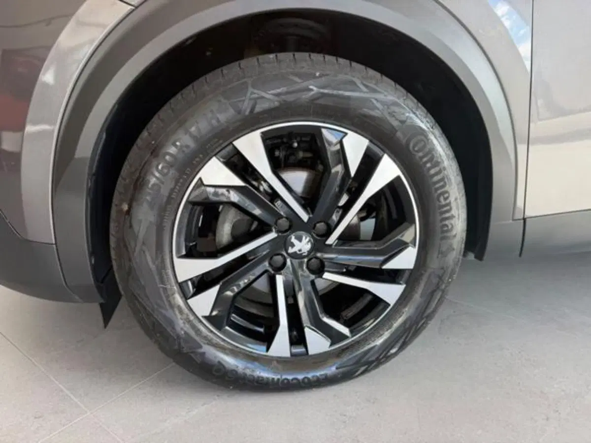 Peugeot 2008 usata a Salerno (9)