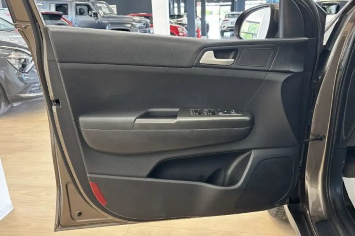 Kia Sportage usata a Latina (12)